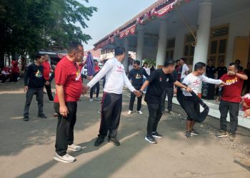 PERLOMBAAN HUT RI Ke-79 MEWUJUDKAN KERJA TIM DI BAPENDA KABUPATEN SERANG