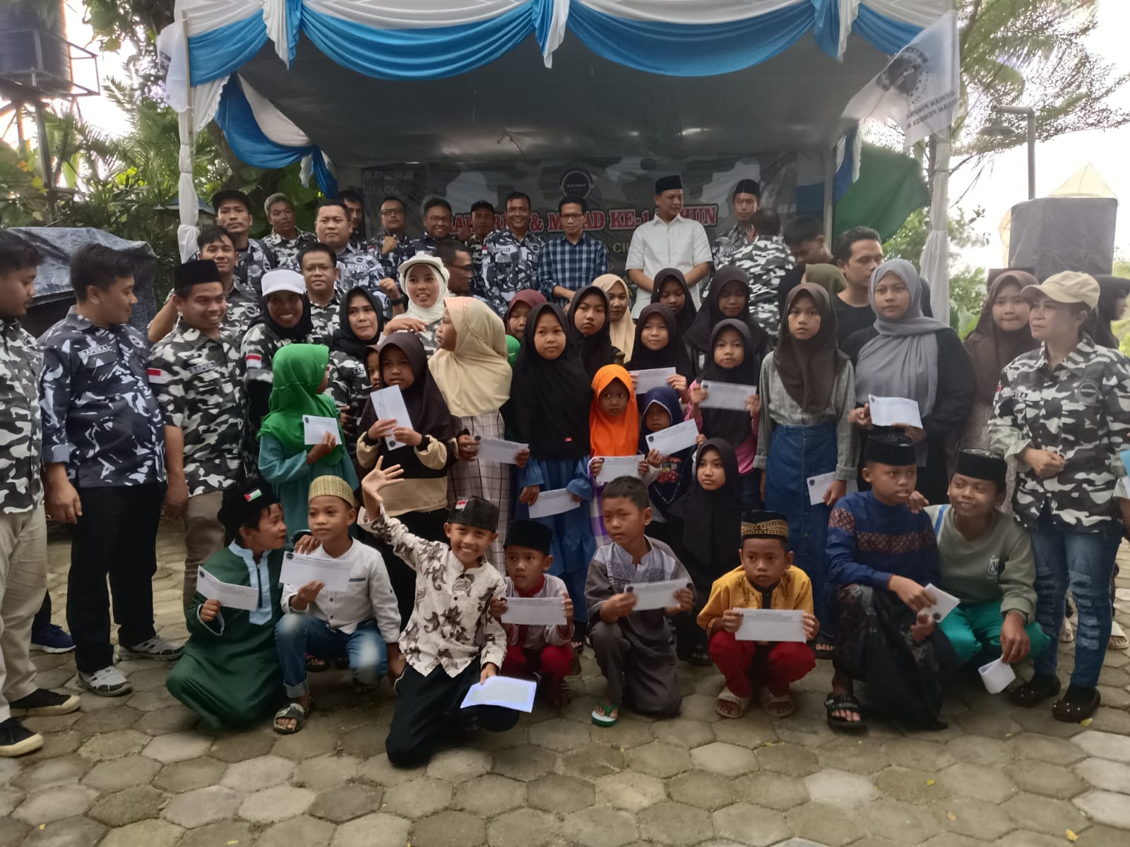 RAKERDA DAN MILAD DPD BAPERA KOTA CILEGON SANTUNI YATIM PIATU