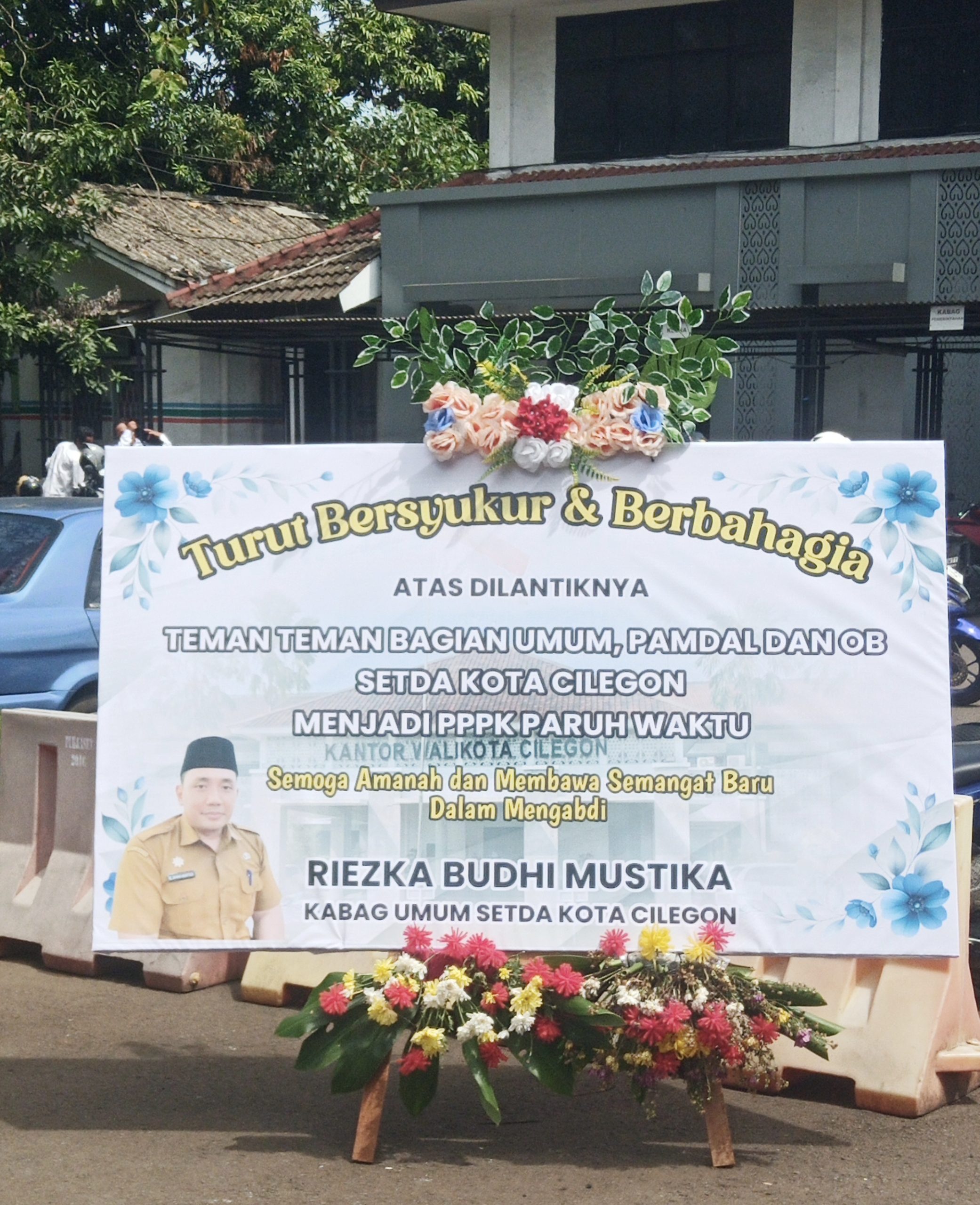 BALEHO DENGAN  UCAPAN  SELAMAT